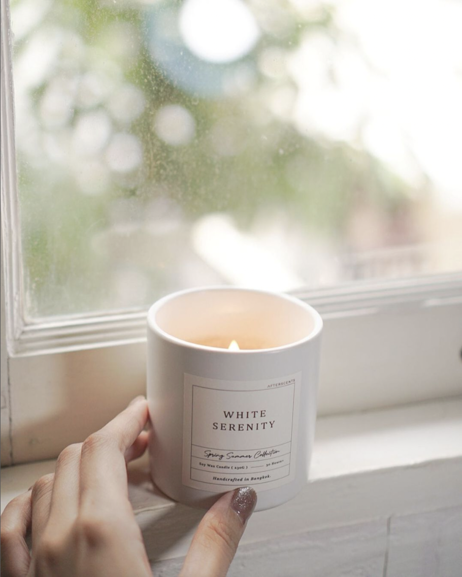White Serenity Soy Candle 寧靜白花大豆蠟燭